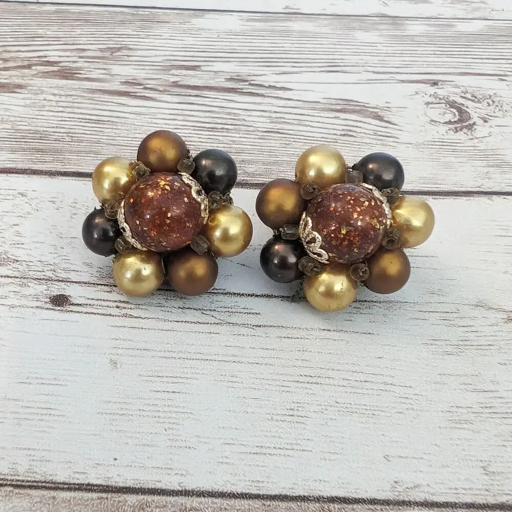 Vintage Clip On Earrings - Just Under 1